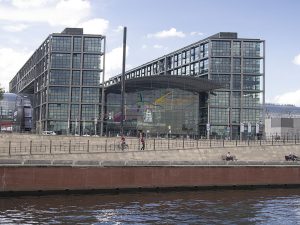 Hauptbahnhof Station