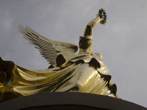 Winged Victory, Siegessäule